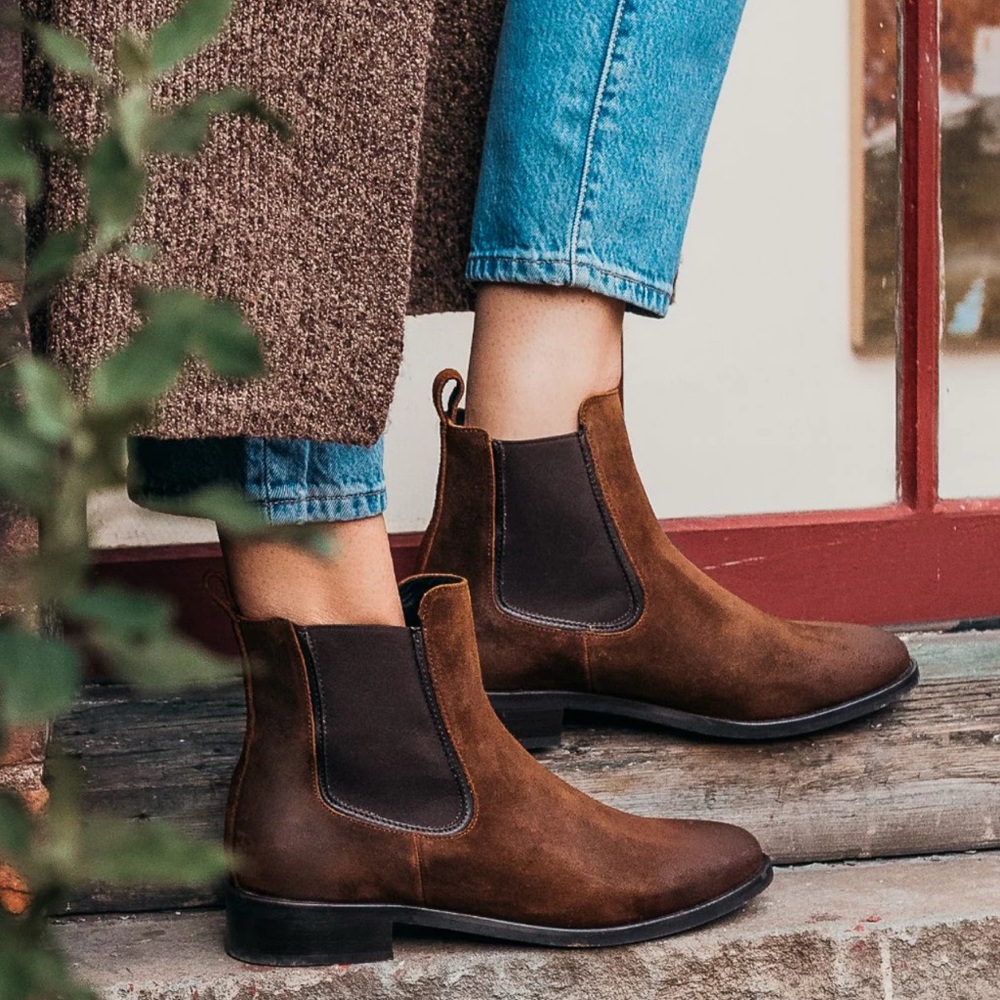 Thursday Boots Duchess Chelsea Boot – Women’s 9 Ginger Suede